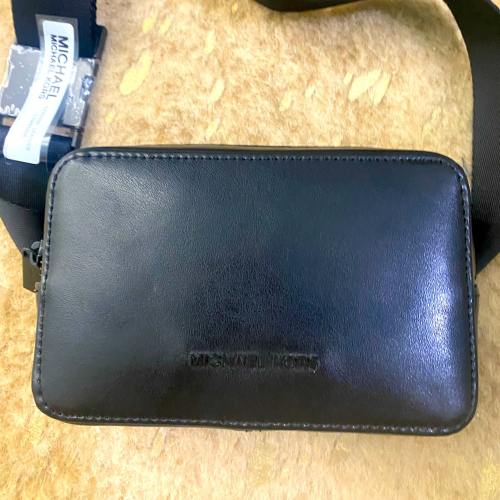 Michael Kors Belt Bag Brand New leather